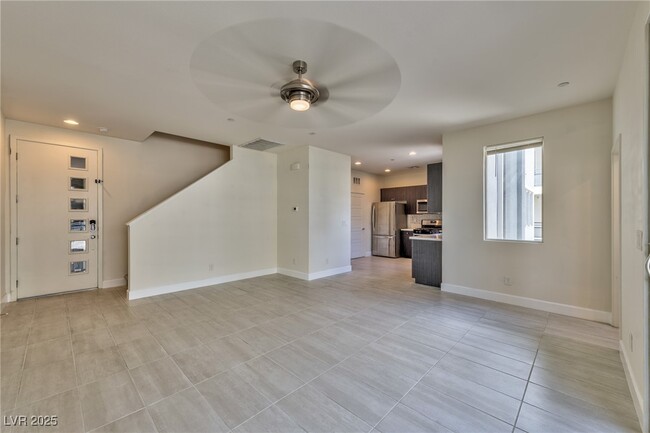 11258 Essence Point Ave in Las Vegas, NV - Building Photo - Building Photo