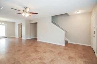 1711 Oak Ridge Dr in Kemah, TX - Building Photo - Building Photo