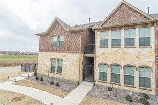 4105 Comanche Dr in Carrollton, TX - Building Photo