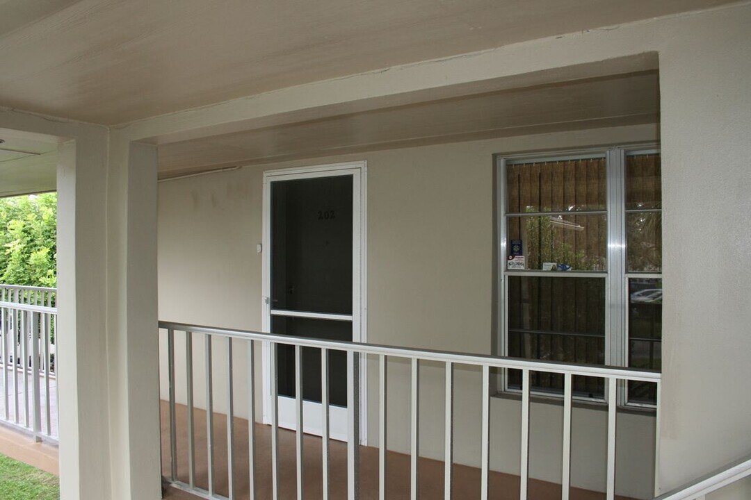 29 Lake Vista Trail in Port St. Lucie, FL - Building Photo