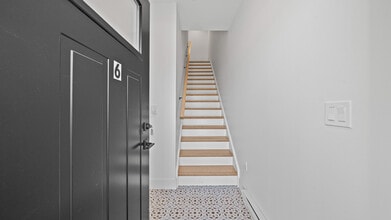 87 Prince Albert Rd in Dartmouth, NS - Building Photo - Building Photo