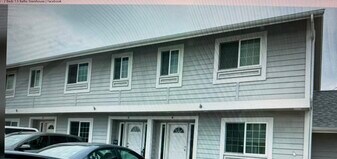 1015 N Baker Ave in East Wenatchee, WA - Building Photo