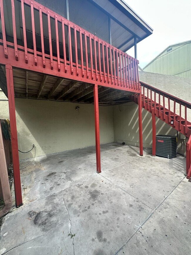 30 Crossings Cir in Boynton Beach, FL - Foto de edificio - Building Photo