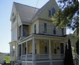 455 W Water St in Elmira, NY - Foto de edificio - Building Photo