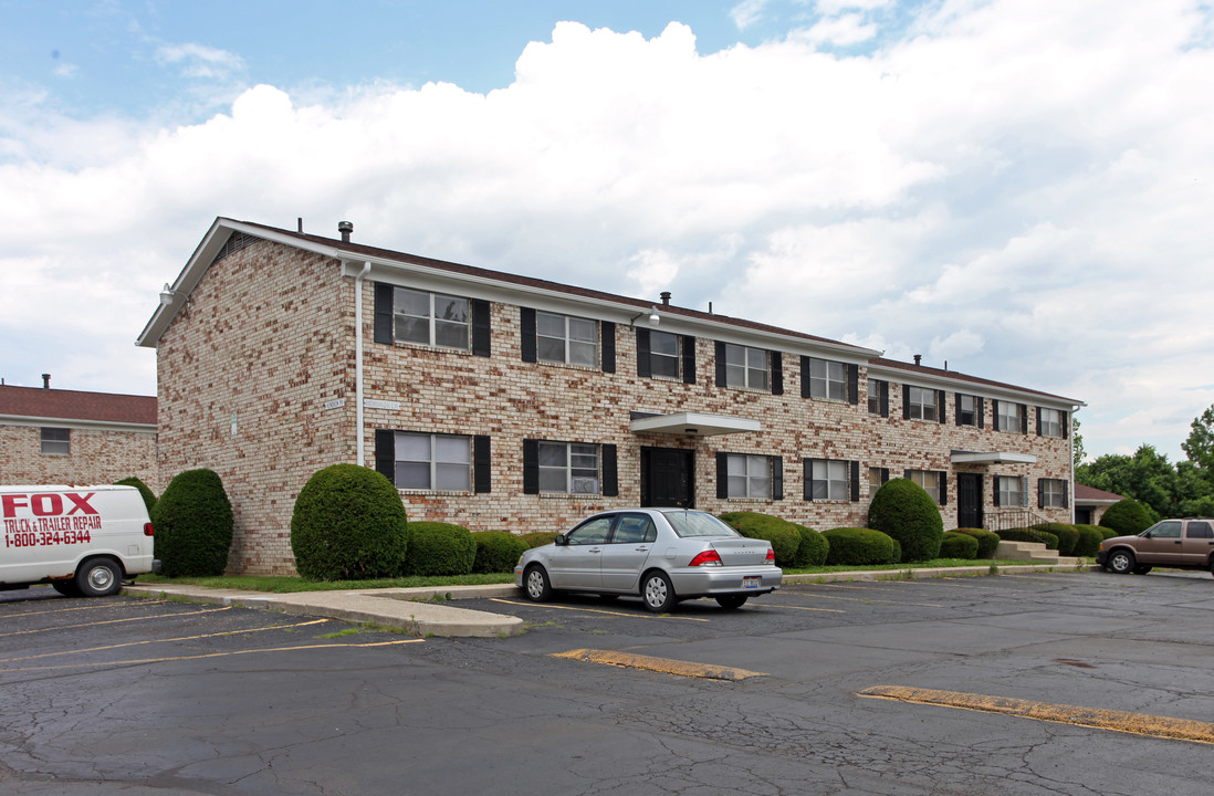 Hendron Park in Groveport, OH - Building Photo