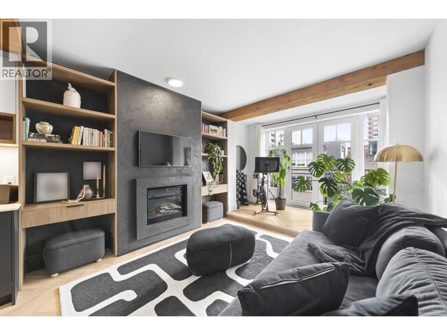 property at 1275 Hamilton St
