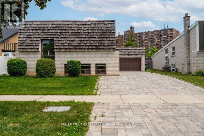 52 Masseygrove Crescent in Toronto, ON - Building Photo - Building Photo