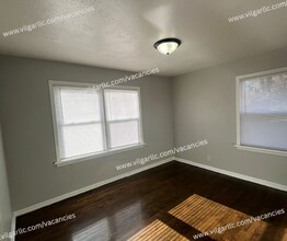 3722 E 10th Ave in Gary, IN - Building Photo - Building Photo