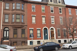 2039 Spring Garden St in Philadelphia, PA - Building Photo