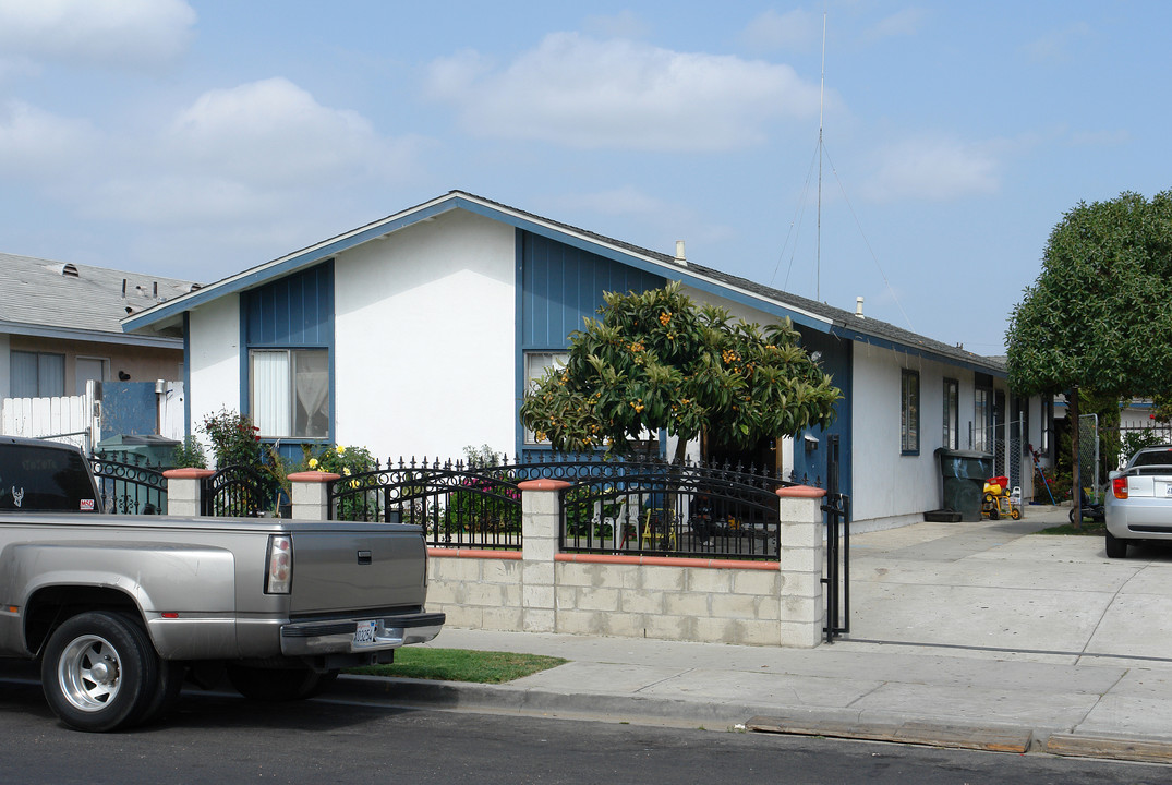 3140-3142 Olds Rd in Oxnard, CA - Building Photo