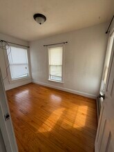 192 Billings St in Quincy, MA - Building Photo - Building Photo