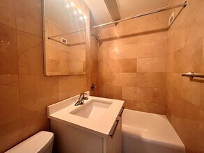 435 E 79th St in New York, NY - Building Photo - Building Photo