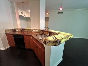 9172 Collins Ave in Surfside, FL - Building Photo - Building Photo