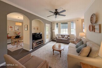 10075 GATE N Pky in Jacksonville, FL - Building Photo - Building Photo