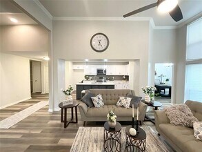 8701 Woodlake Dr in Rowlett, TX - Building Photo - Building Photo