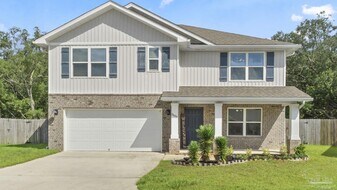 10609 Queens Gate Cir in Pensacola, FL - Building Photo