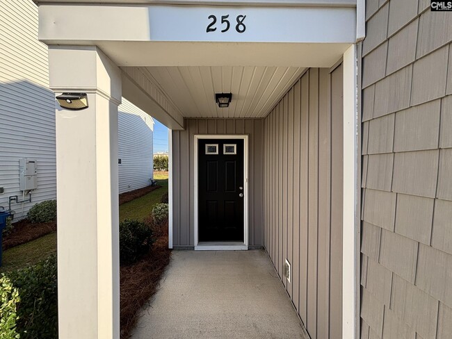 258 Gum Swamp Trl in West Columbia, SC - Building Photo - Building Photo