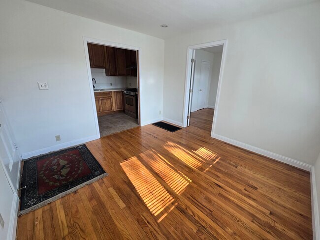 1449 Martin Luther King Jr Way, Unit 1449