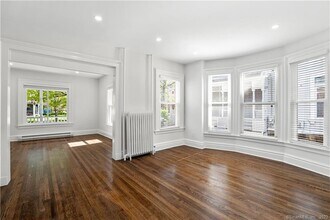 318 Humphrey St in New Haven, CT - Building Photo - Building Photo