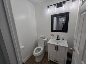 12 Shantz Av in Brantford, ON - Building Photo - Building Photo