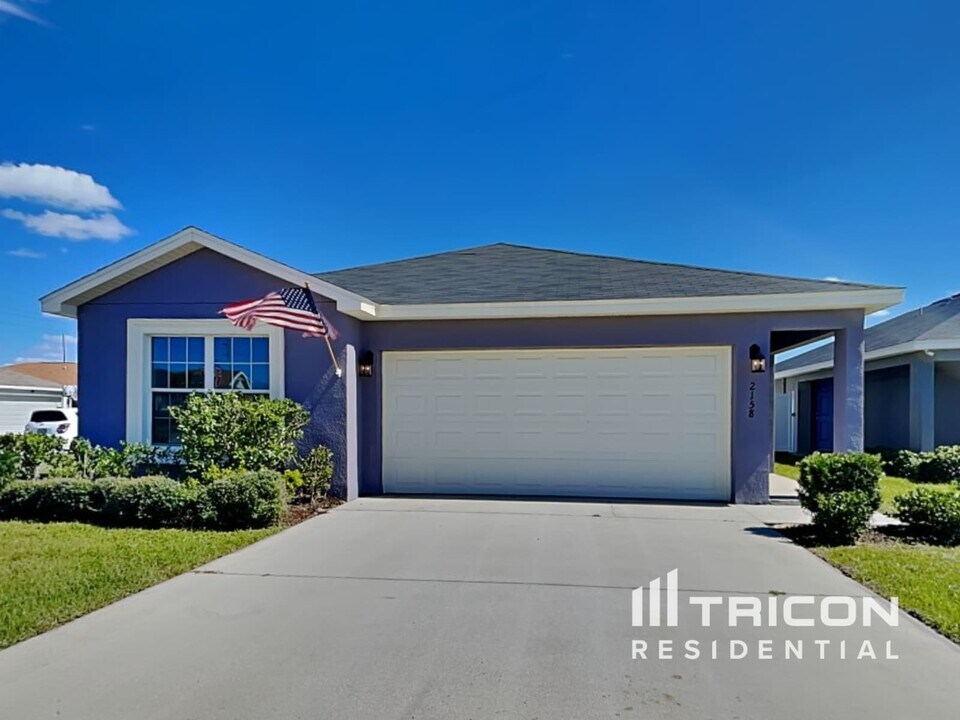 2158 Bretton Ridge Loop in Winter Haven, FL - Building Photo