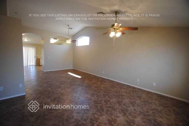 8703 N 112th Ave in Peoria, AZ - Building Photo - Building Photo