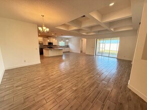 201 Messina Pl in Howey In The Hills, FL - Building Photo - Building Photo