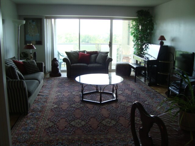 30 Woodland St, Unit 9N in Hartford, CT - Building Photo