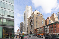 Excelsior Apartments in New York, NY - Building Photo - Building Photo