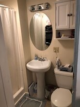 2 Heritage Vale St, Unit 2A Upper in Amesbury, MA - Building Photo - Building Photo
