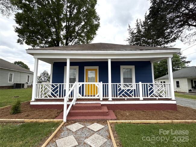 property at 3103 Lowell Rd