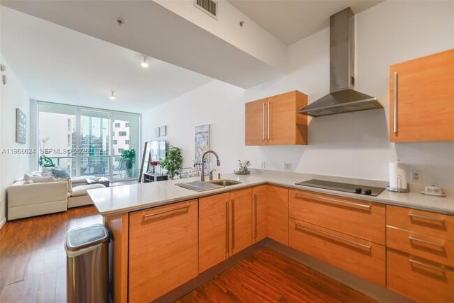 property at 218 SE 14th St