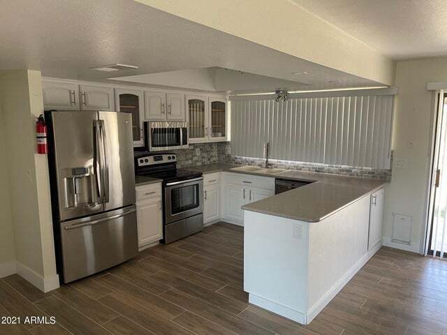 property at 2702 E Villa Rita Dr