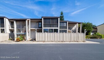 3112 Finsterwald Dr in Titusville, FL - Building Photo