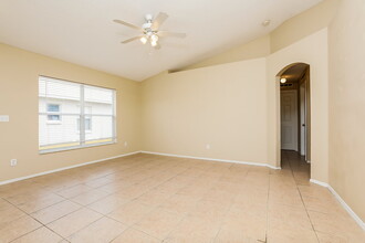 2327 Northern Leaf St in Orlando, FL - Building Photo - Building Photo