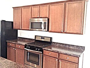 3701 Althorp Drive in Raleigh, NC - Building Photo - Building Photo