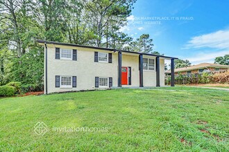 2675 Jamestown Way in Decatur, GA - Building Photo - Building Photo