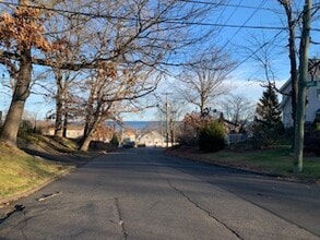 226 South St, Unit 1 in West Haven, CT - Building Photo - Building Photo