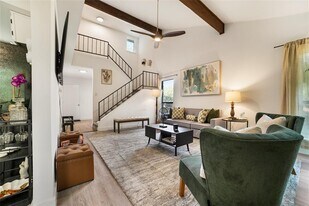 2009 Kenneth Ave in Austin, TX - Building Photo