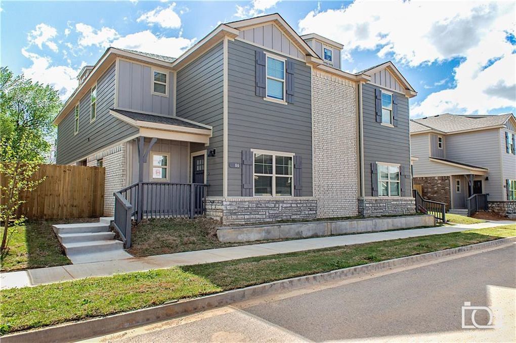 Rupple Meadows Duplexes in Fayetteville, AR - Foto de edificio