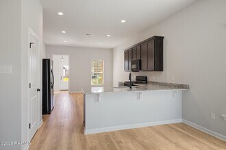 225 Wakely Ct in Lafayette, LA - Building Photo - Building Photo