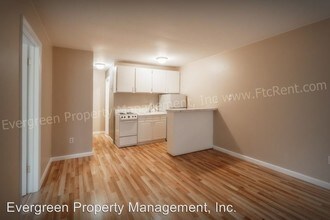 1714 Stover St in Fort Collins, CO - Foto de edificio - Building Photo