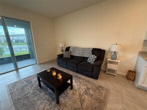 32348 Turtle Grace Lp in Wesley Chapel, FL - Building Photo - Building Photo