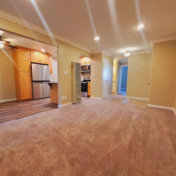 2420 Pleasant Hill Rd in Pleasant Hill, CA - Building Photo