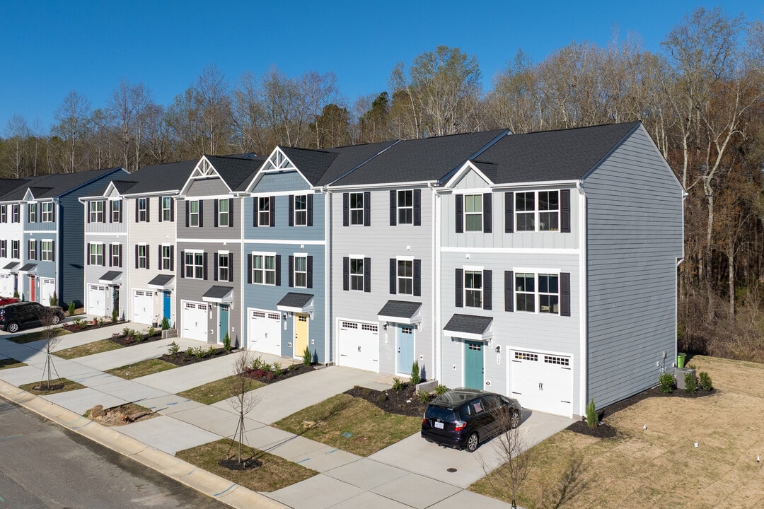 Harpers Glen Townhomes in Wendell, NC - Building Photo