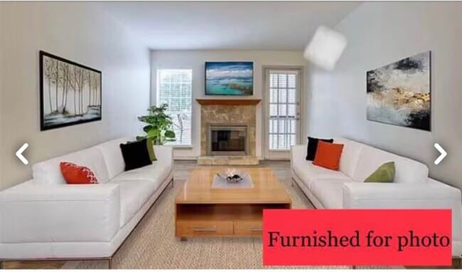 18333 Roehampton Dr in Dallas, TX - Foto de edificio - Building Photo