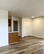 Meadow Pointe Apartments in Harrodsburg, KY - Building Photo - Interior Photo