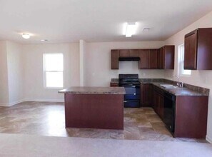 3658 Oakleaf Pass in Fairburn, GA - Foto de edificio - Building Photo