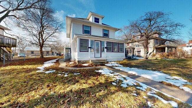 property at 521 Northwestern Ave