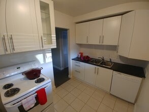 2544 S Park St, Unit Lower in Salt Lake City, UT - Foto de edificio - Building Photo